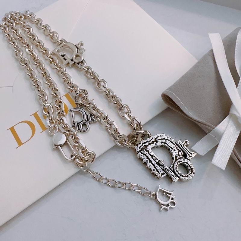 Dior Necklace 05lyr289